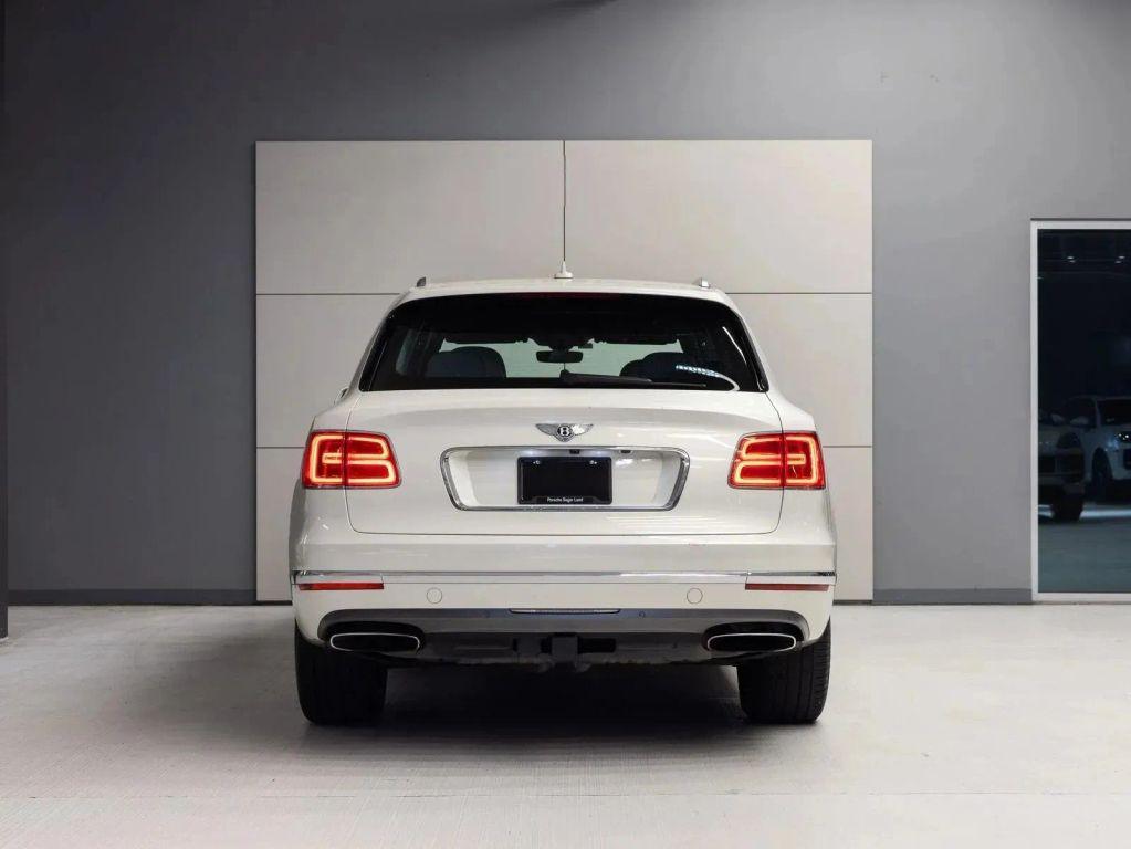 used 2018 Bentley Bentayga car, priced at $75,999