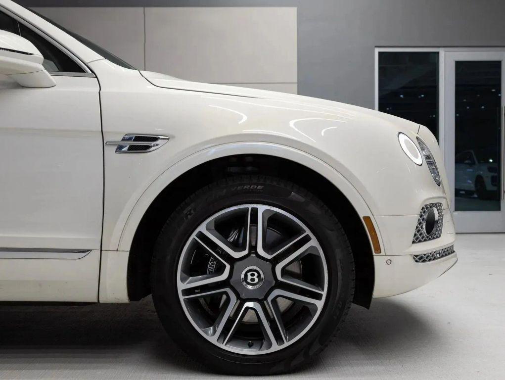 used 2018 Bentley Bentayga car, priced at $75,999
