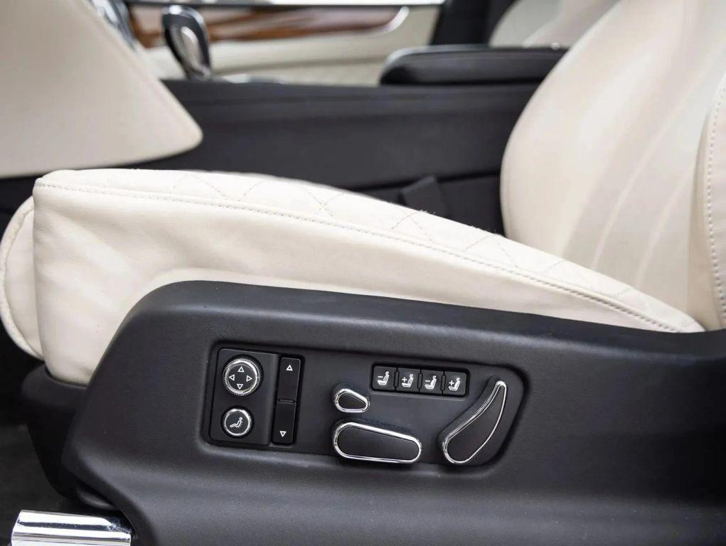 used 2018 Bentley Bentayga car, priced at $75,999