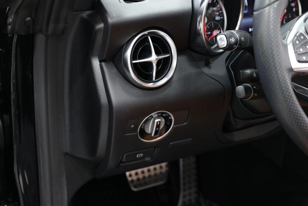 used 2018 Mercedes-Benz SLC 300 car, priced at $26,673