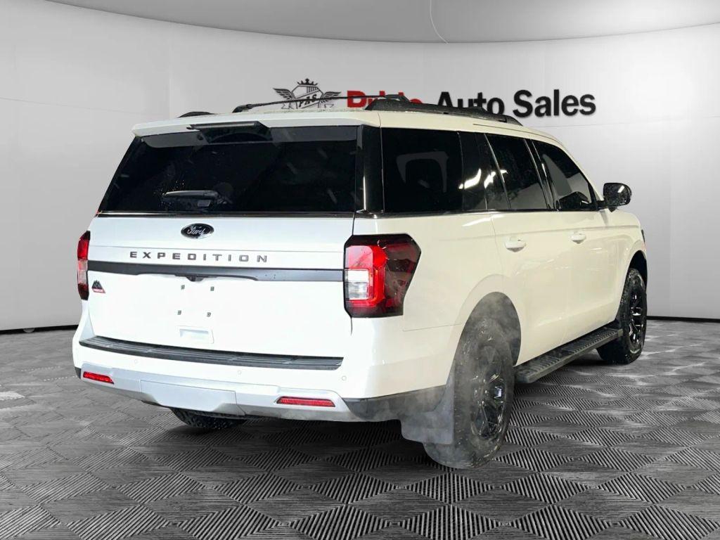 used 2022 Ford Expedition car, priced at $49,989