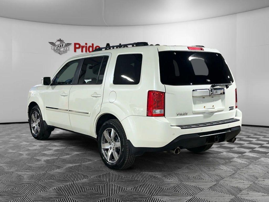 used 2015 Honda Pilot car, priced at $10,574