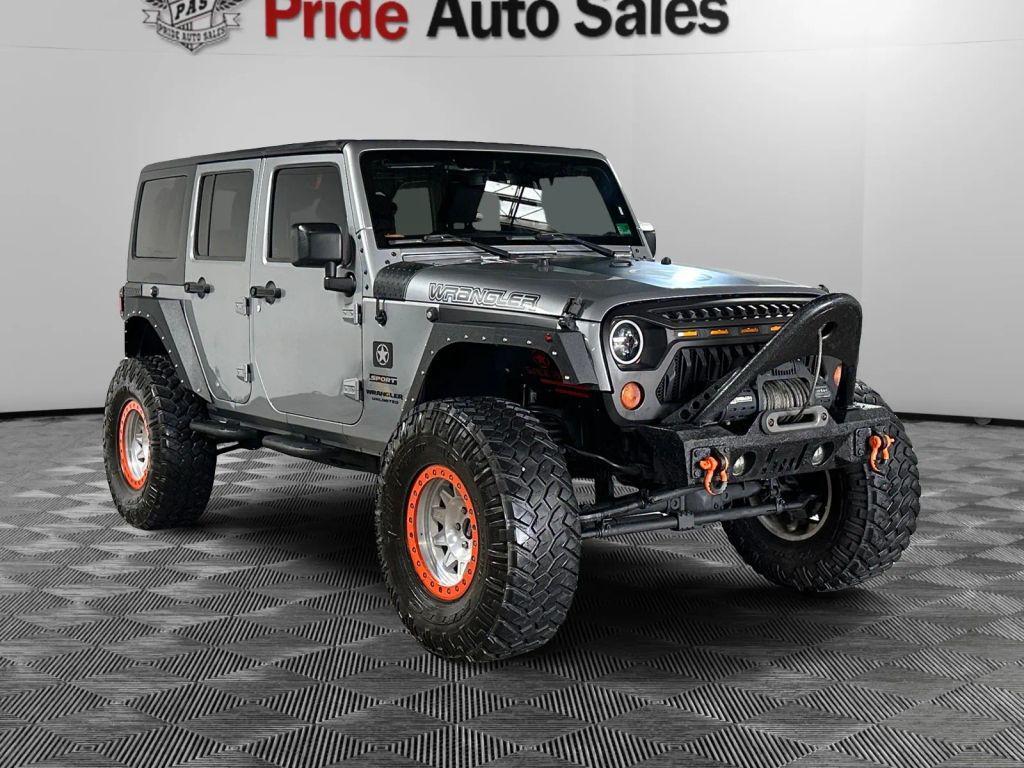 used 2015 Jeep Wrangler Unlimited car, priced at $17,886