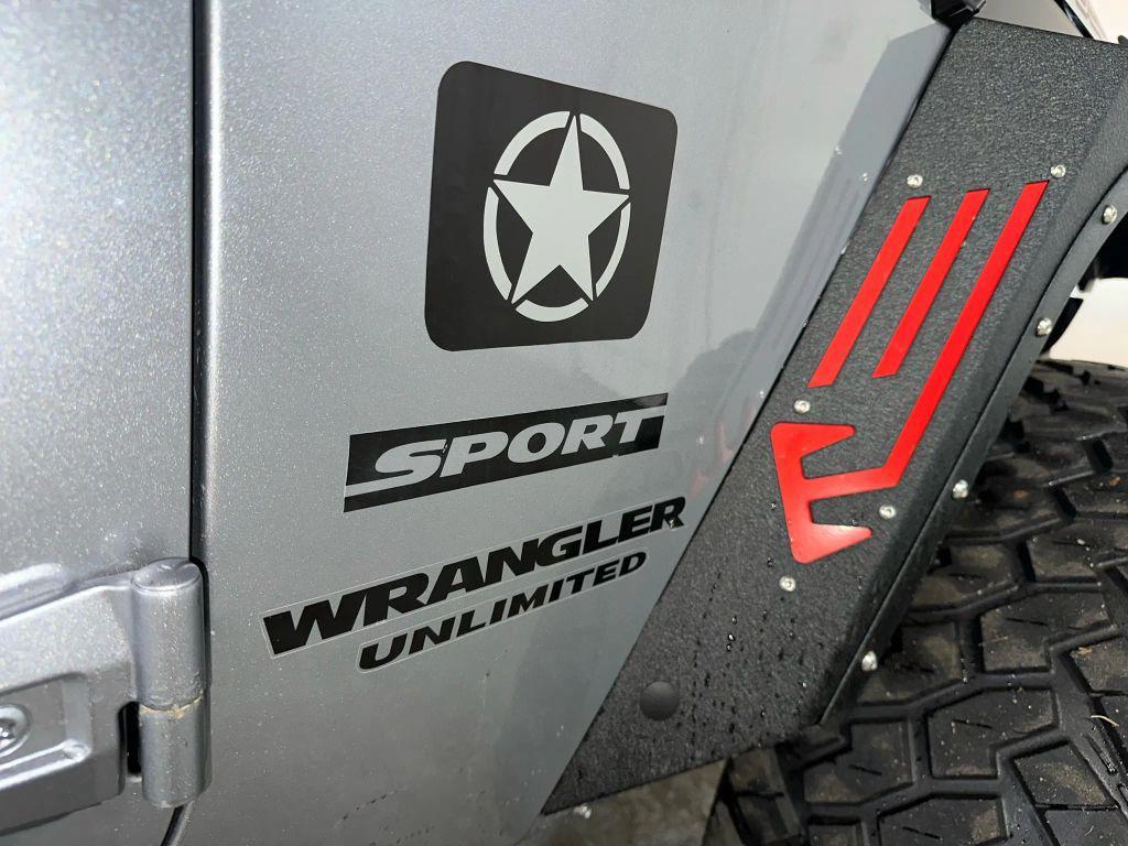 used 2015 Jeep Wrangler Unlimited car, priced at $17,886