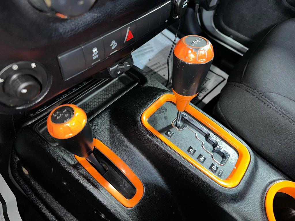 used 2015 Jeep Wrangler Unlimited car, priced at $17,886