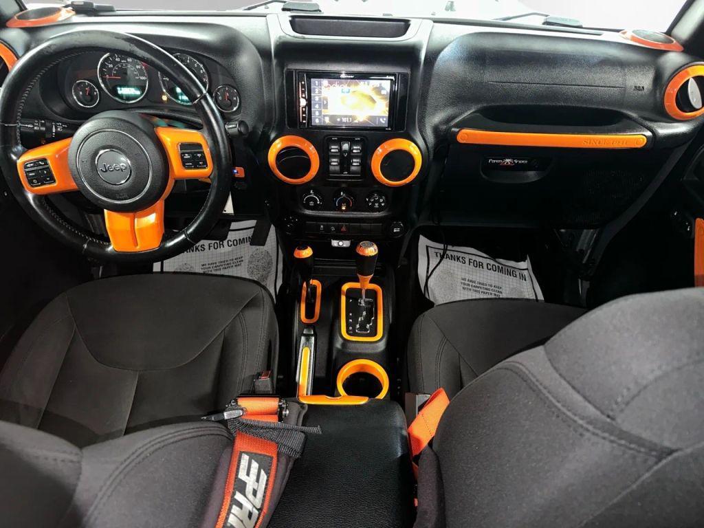 used 2015 Jeep Wrangler Unlimited car, priced at $17,886