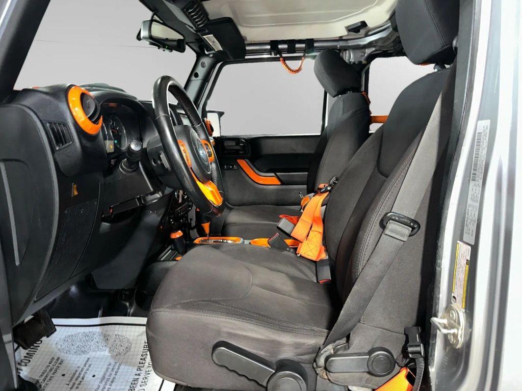 used 2015 Jeep Wrangler Unlimited car, priced at $17,886