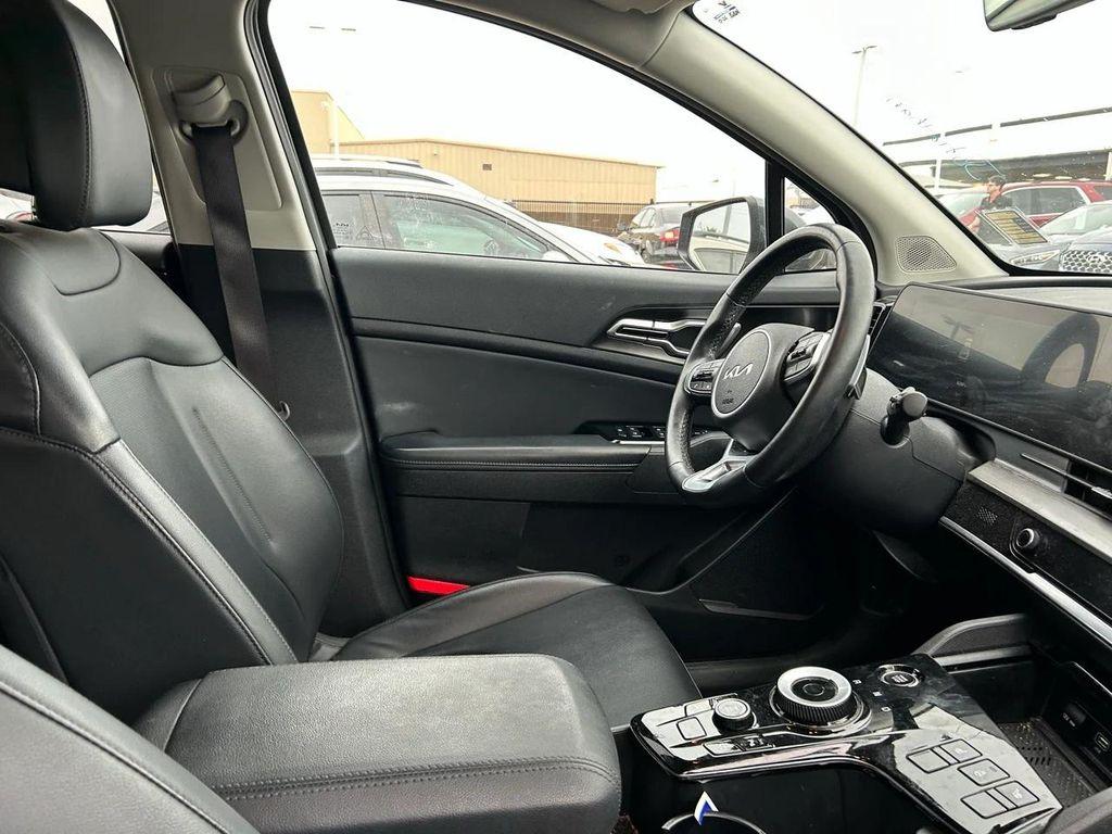 used 2023 Kia Sportage Hybrid car, priced at $25,141