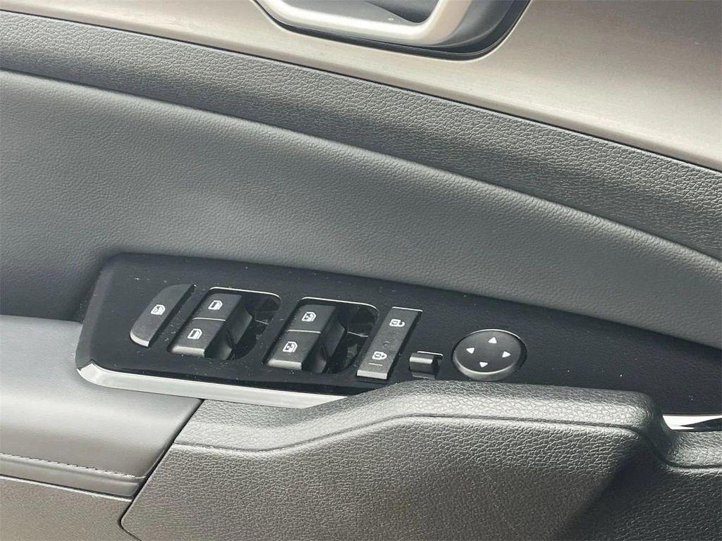 used 2025 Kia Sportage car, priced at $25,952