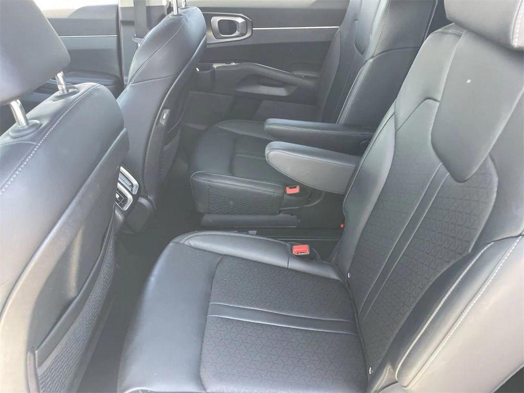 used 2021 Kia Sorento Hybrid car, priced at $24,282