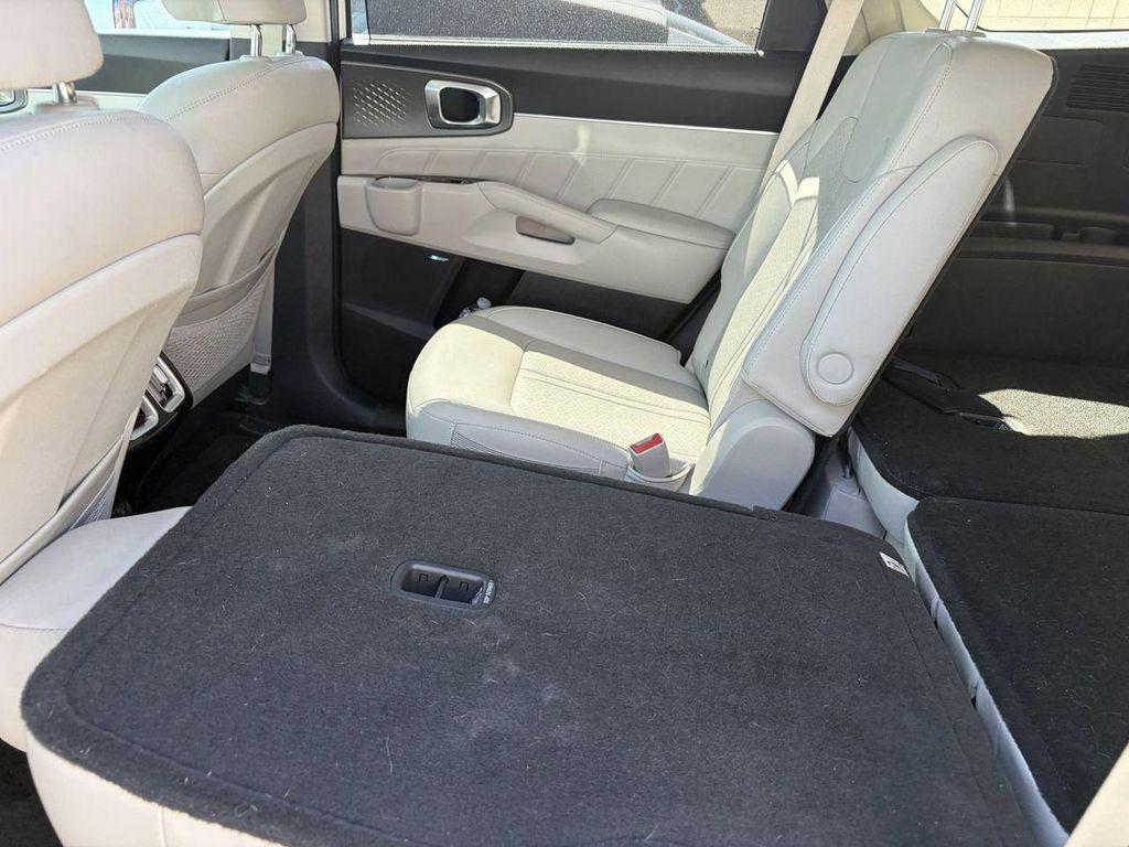 used 2023 Kia Sorento Plug-In Hybrid car, priced at $33,825