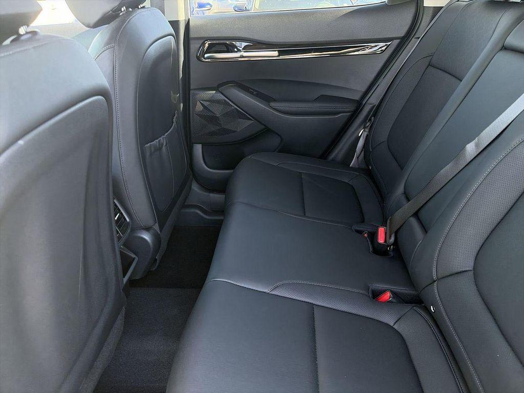 used 2025 Kia Seltos car, priced at $24,423