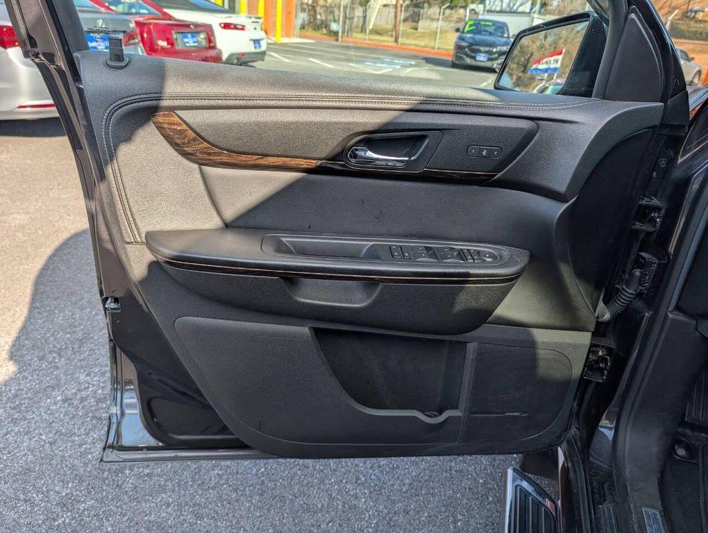 used 2014 GMC Acadia car, priced at $11,999