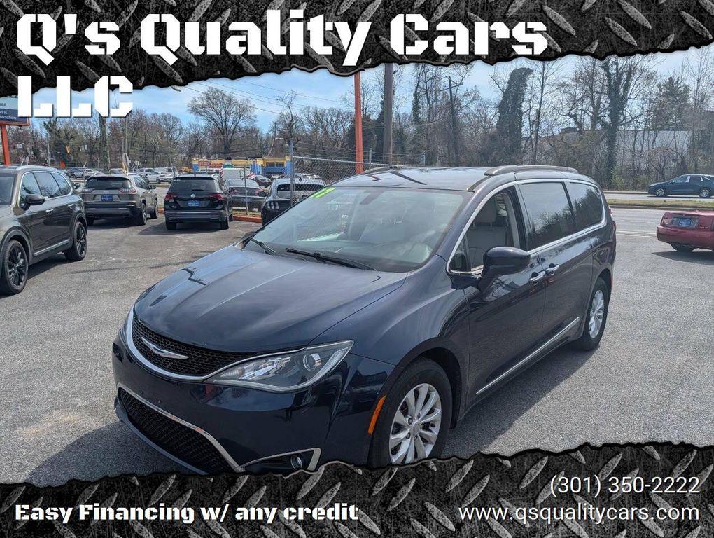 used 2017 Chrysler Pacifica car, priced at $15,999
