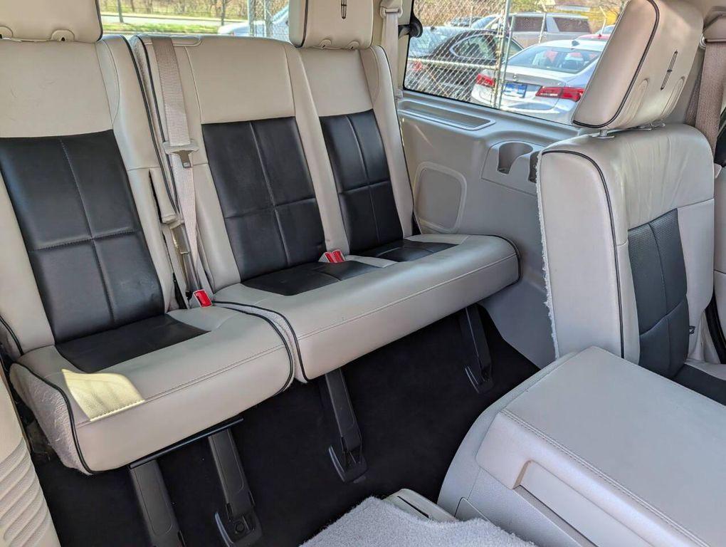 used 2010 Lincoln Navigator car, priced at $9,999