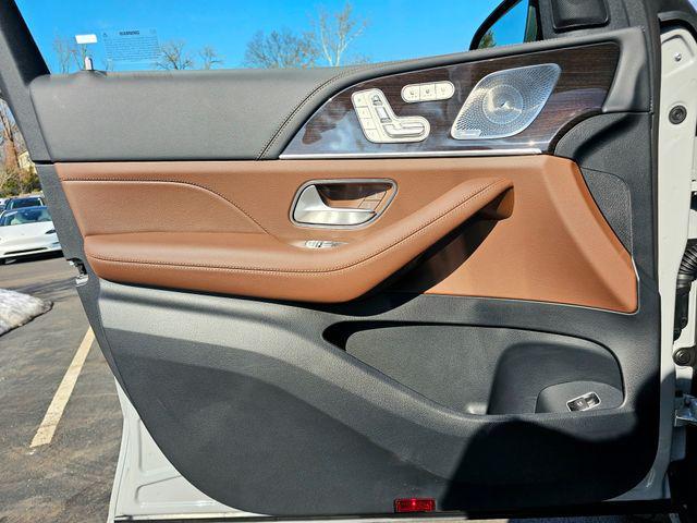 new 2026 Mercedes-Benz GLE 450 car, priced at $84,325