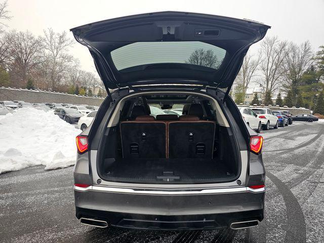 used 2024 Acura MDX car, priced at $43,968