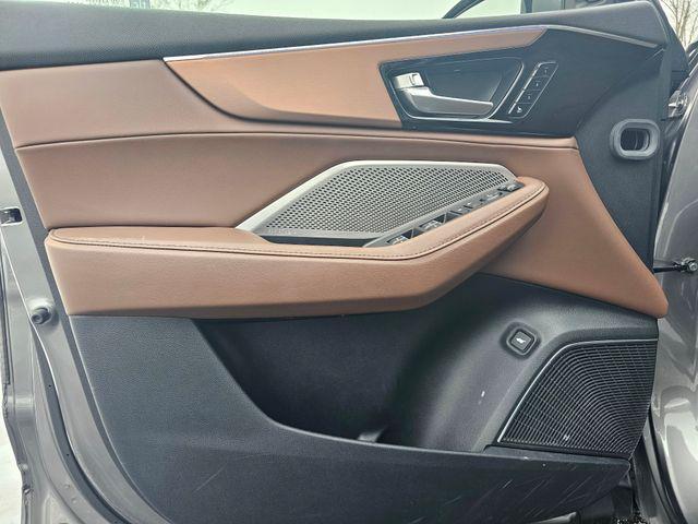 used 2024 Acura MDX car, priced at $43,968