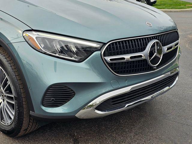 new 2026 Mercedes-Benz GLC 300 car, priced at $59,475
