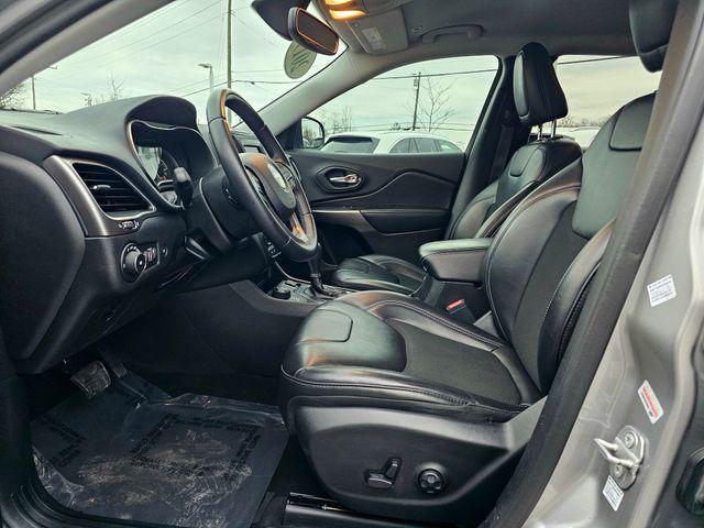 used 2019 Jeep Cherokee car, priced at $13,436