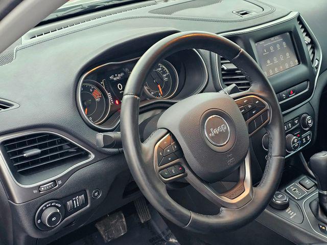 used 2019 Jeep Cherokee car, priced at $13,436