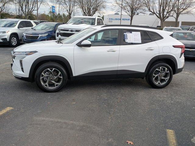 used 2025 Chevrolet Trax car, priced at $20,700