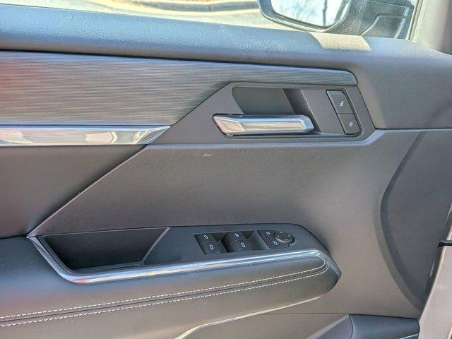 used 2025 GMC Acadia car, priced at $32,400