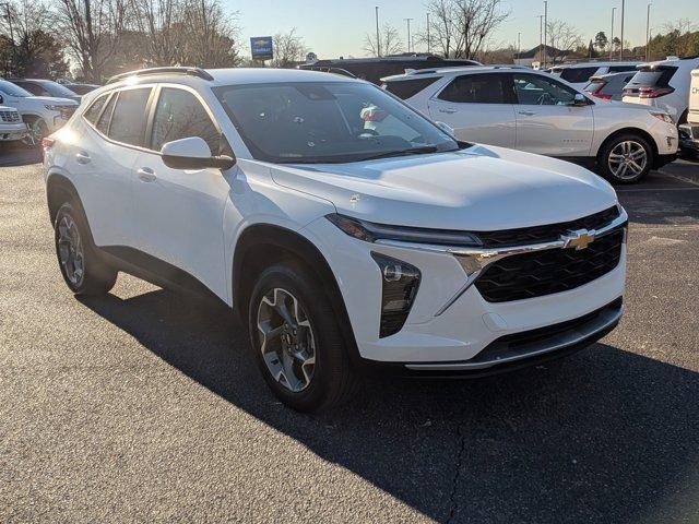 used 2025 Chevrolet Trax car, priced at $19,700