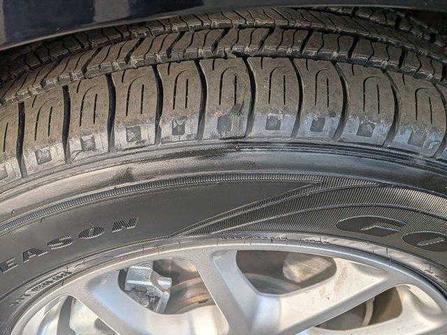 used 2024 Chrysler Pacifica car, priced at $27,400