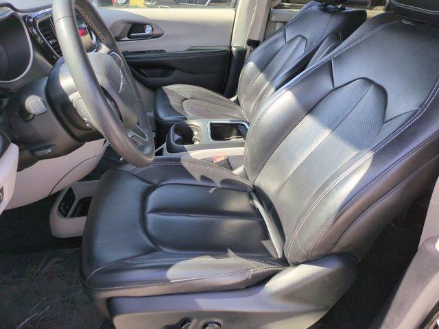 used 2023 Chrysler Pacifica car, priced at $25,274