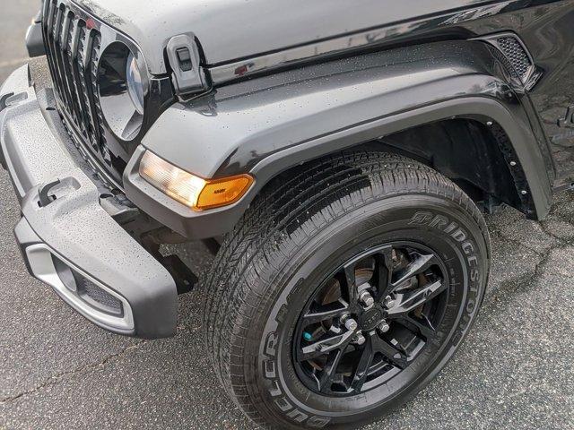 used 2022 Jeep Gladiator car, priced at $28,900