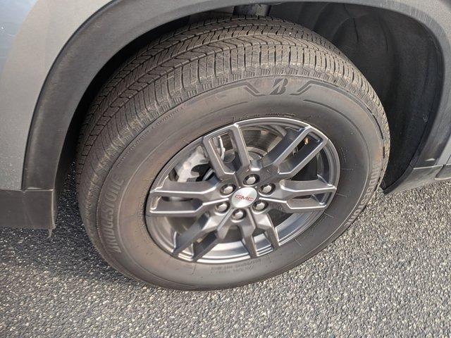 used 2025 GMC Acadia car, priced at $31,900