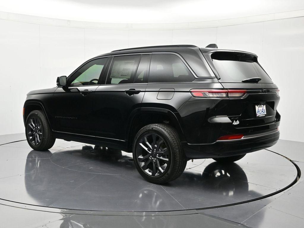 new 2026 Jeep Grand Cherokee car, priced at $53,580