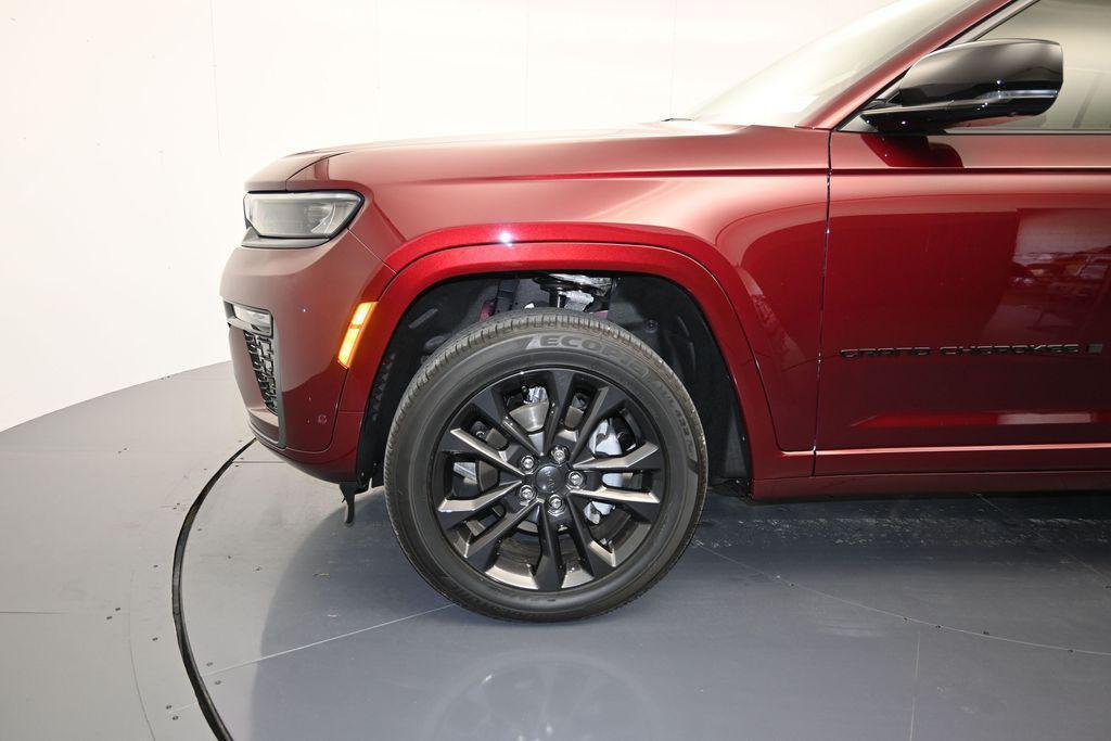 new 2026 Jeep Grand Cherokee car, priced at $50,705