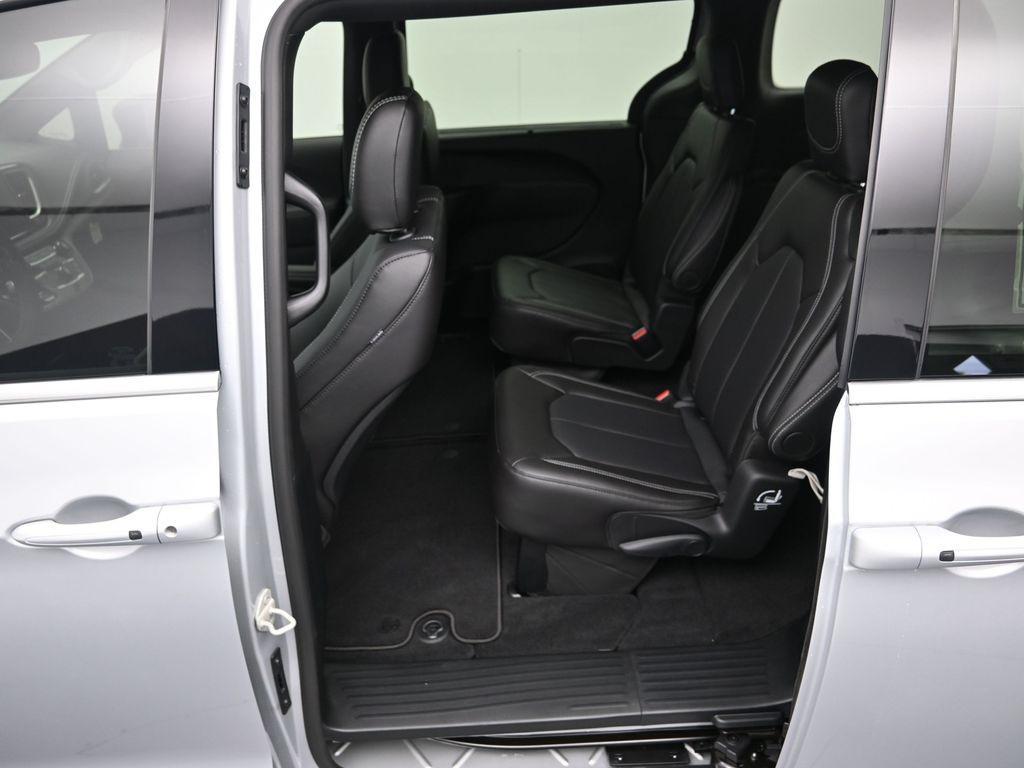 new 2026 Chrysler Pacifica car, priced at $44,500