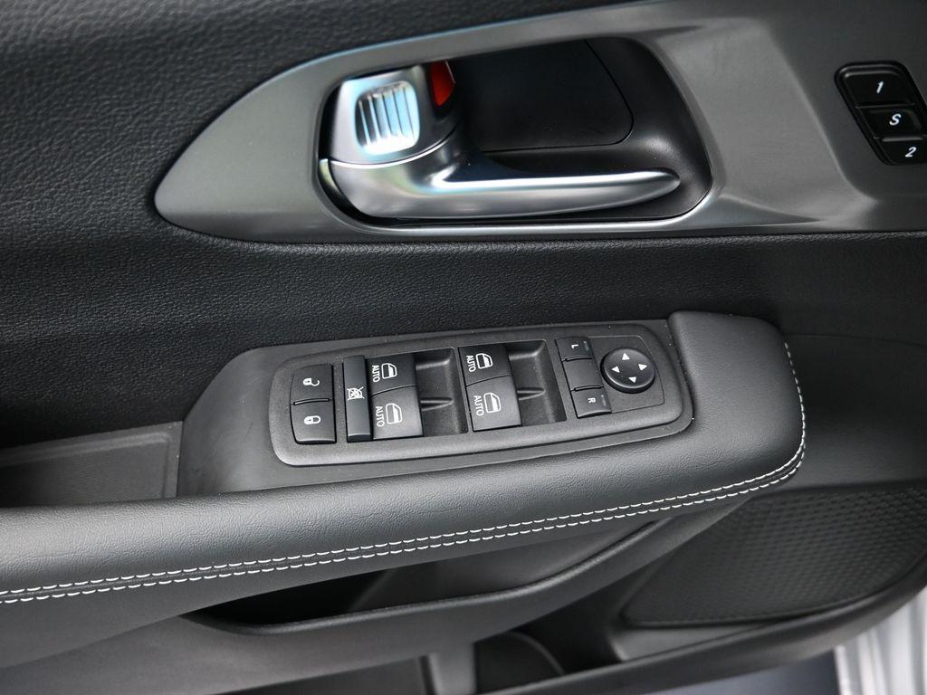 new 2026 Chrysler Pacifica car, priced at $44,500