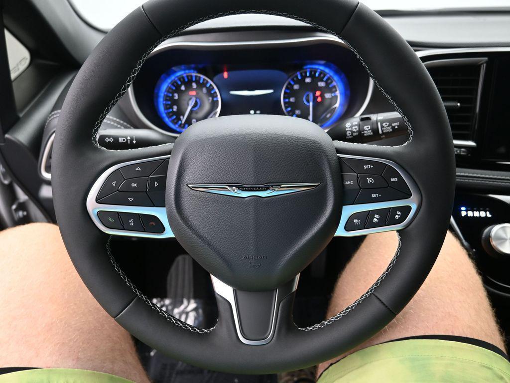 new 2026 Chrysler Pacifica car, priced at $40,484