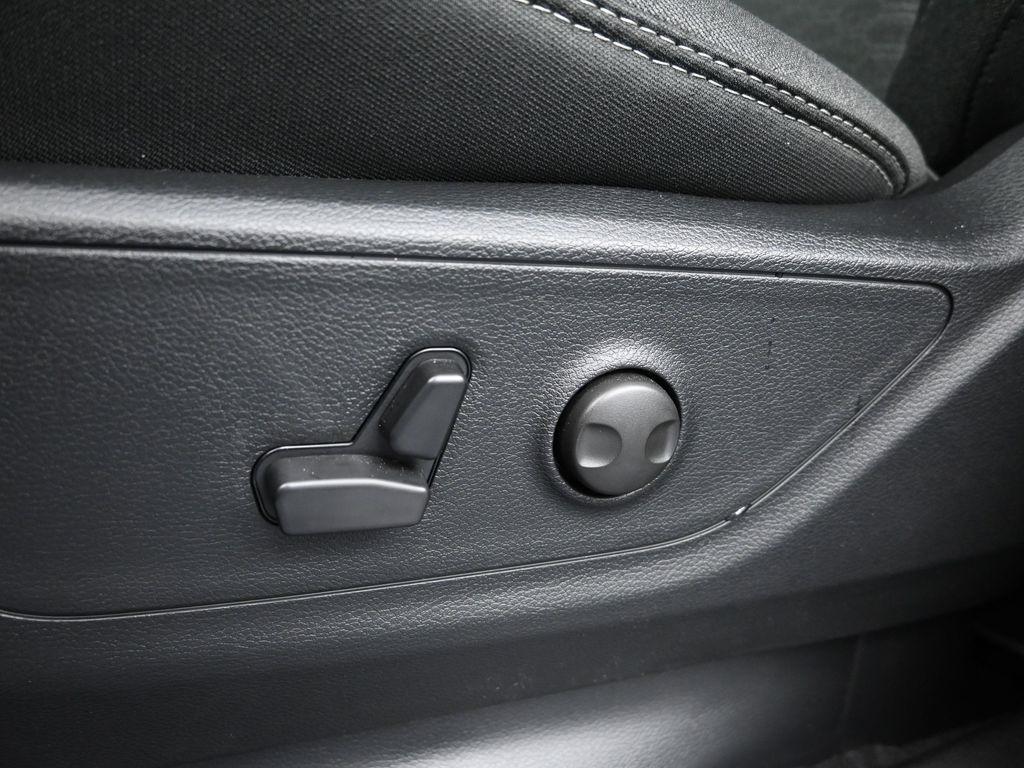 new 2025 Ram 1500 car, priced at $51,965