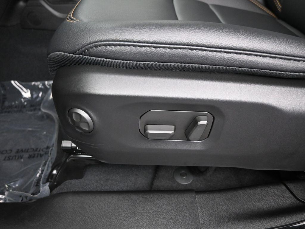 new 2025 Jeep Wrangler car, priced at $59,120