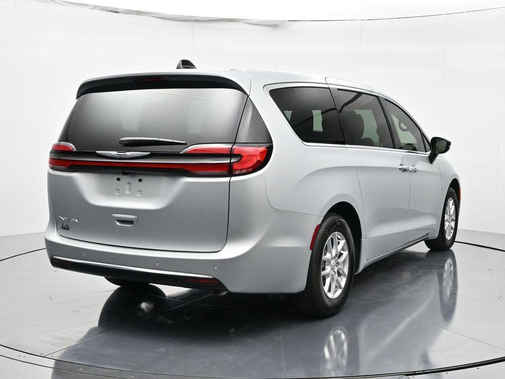 new 2026 Chrysler Pacifica car, priced at $45,500