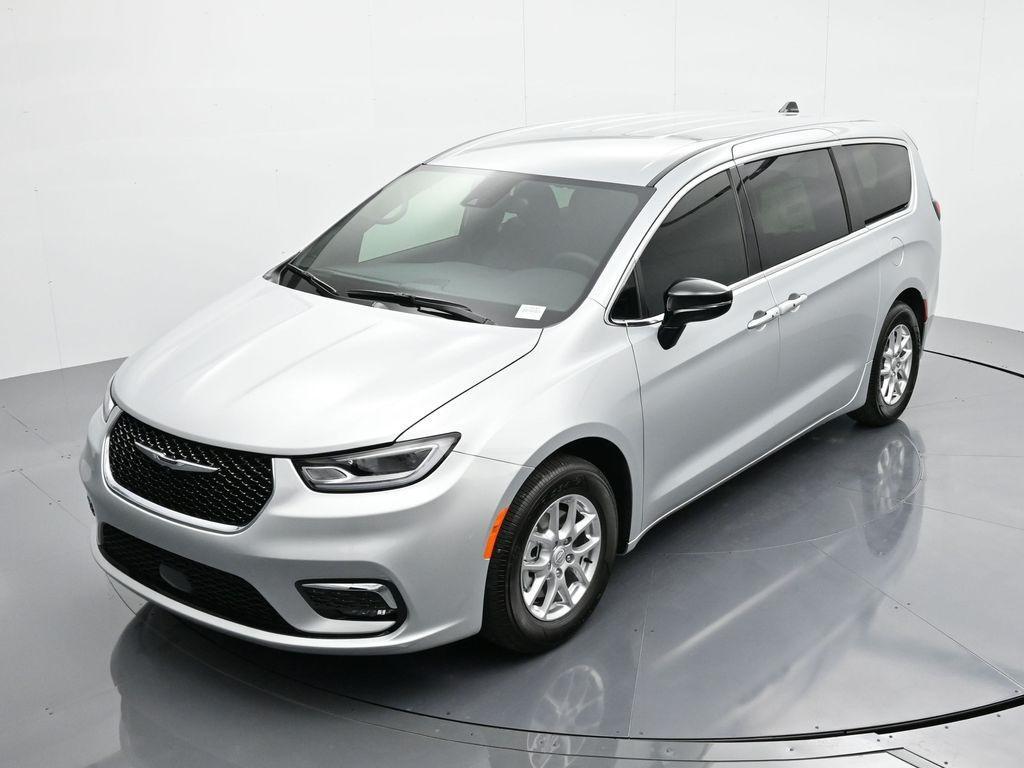new 2026 Chrysler Pacifica car, priced at $45,500