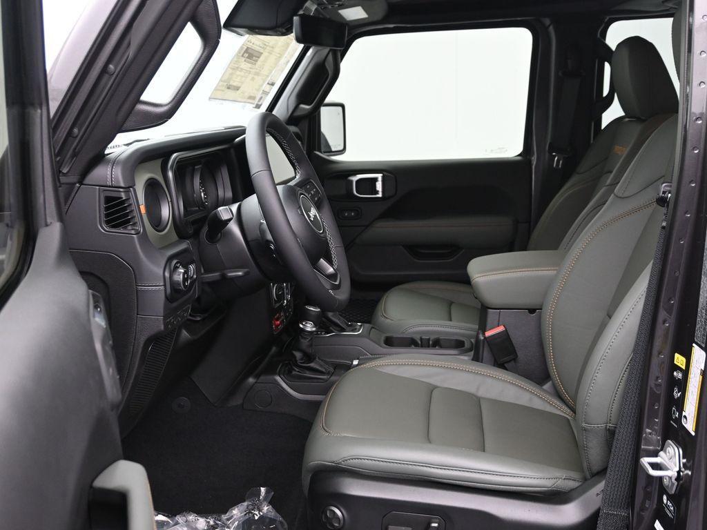 new 2025 Jeep Gladiator car, priced at $57,991