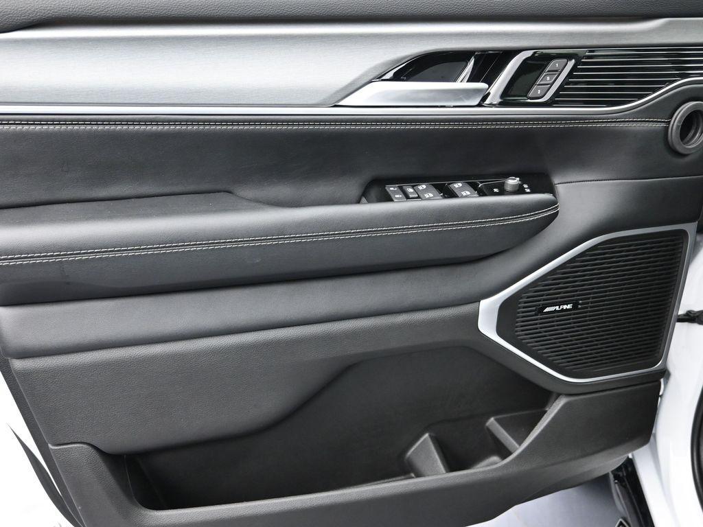 new 2026 Jeep Grand Wagoneer car, priced at $74,025