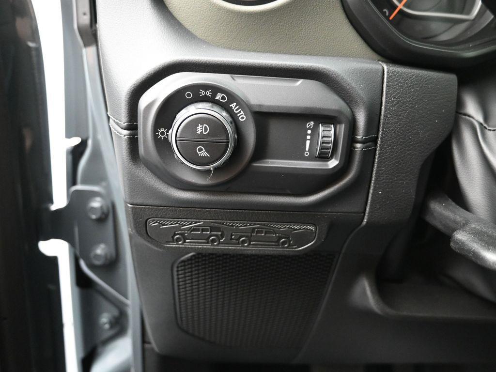 new 2026 Jeep Gladiator car, priced at $60,240