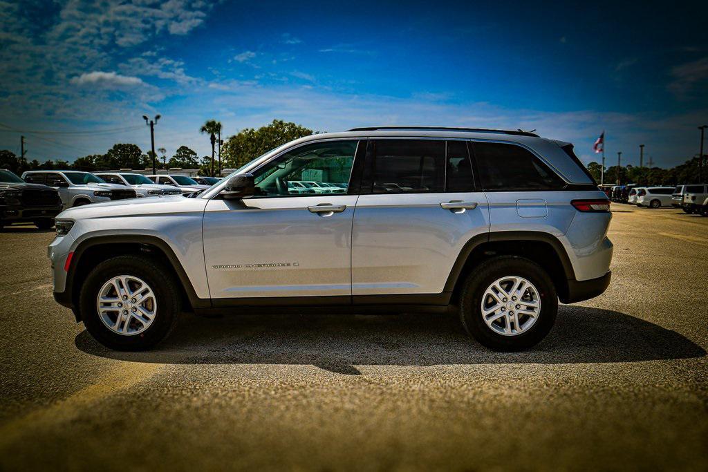 used 2023 Jeep Grand Cherokee car, priced at $22,991