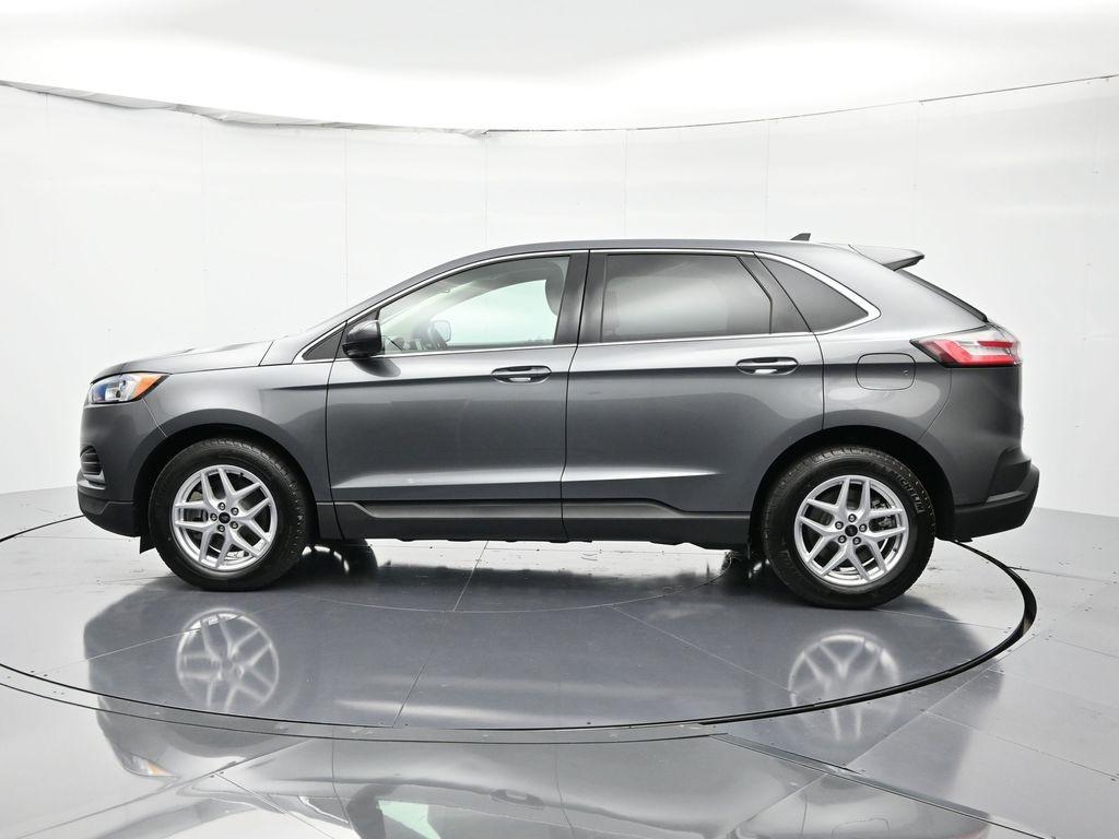 used 2024 Ford Edge car, priced at $22,500