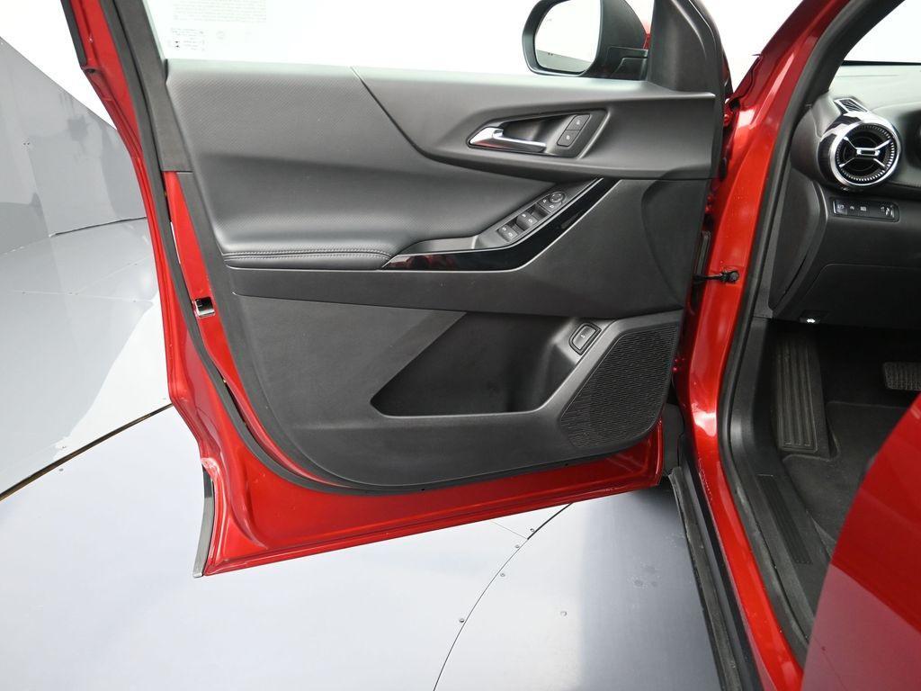 used 2025 Chevrolet Equinox car, priced at $23,500