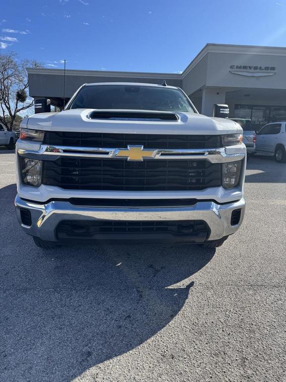 used 2024 Chevrolet Silverado 2500 car, priced at $51,991