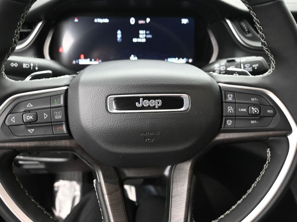 new 2025 Jeep Grand Cherokee L car, priced at $52,000