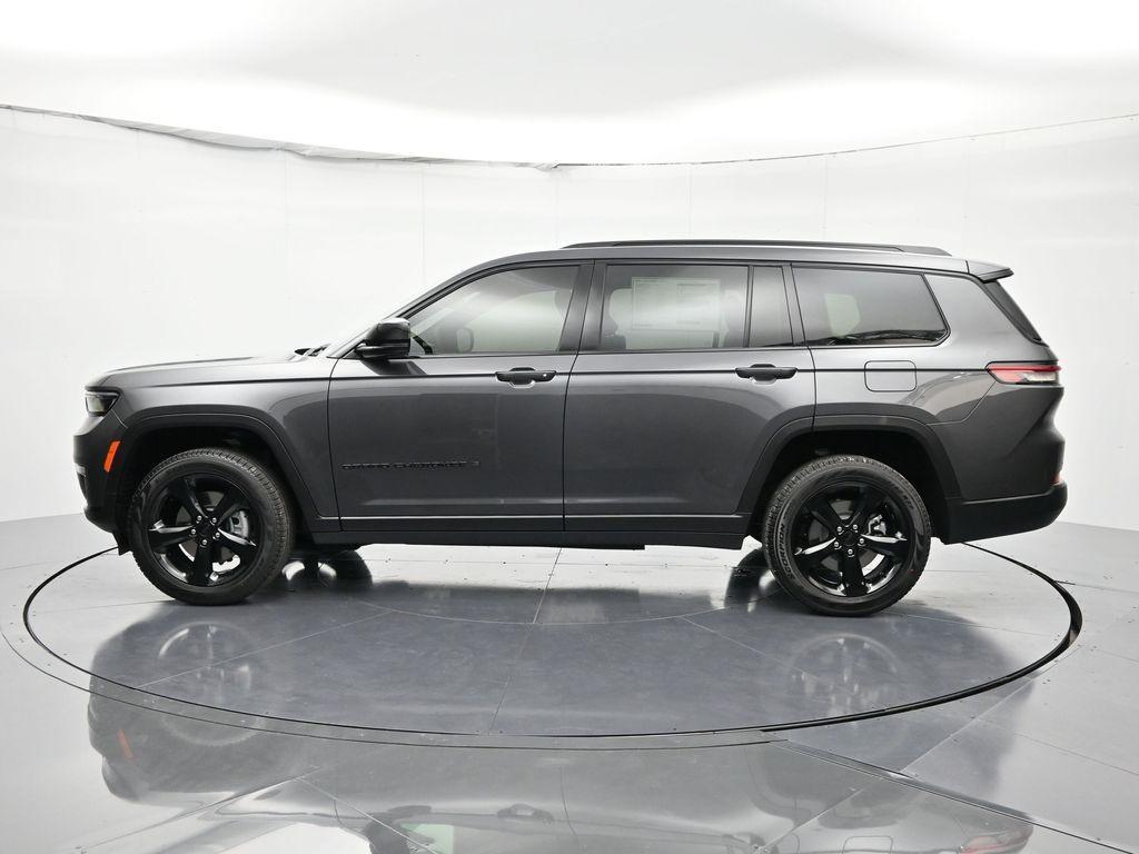 new 2025 Jeep Grand Cherokee L car, priced at $52,000